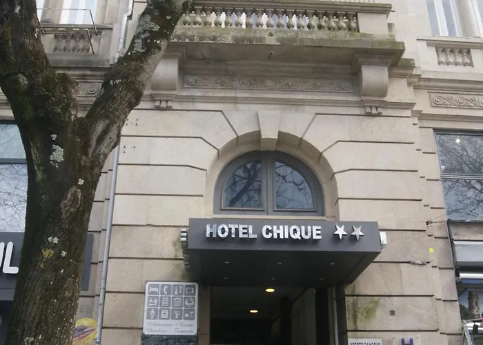 Chique Aliados Hotel