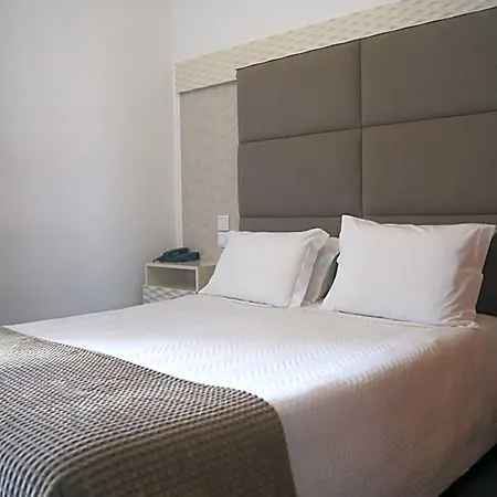 Hotel Chique Aliados 2*