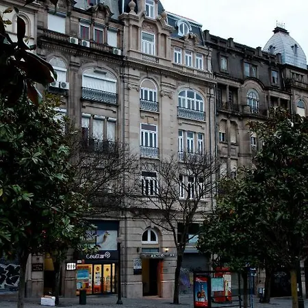 فندق Chique Aliados 2*