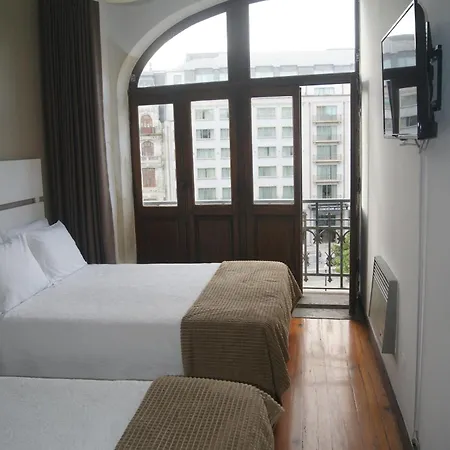 Hotel Chique Aliados 2*