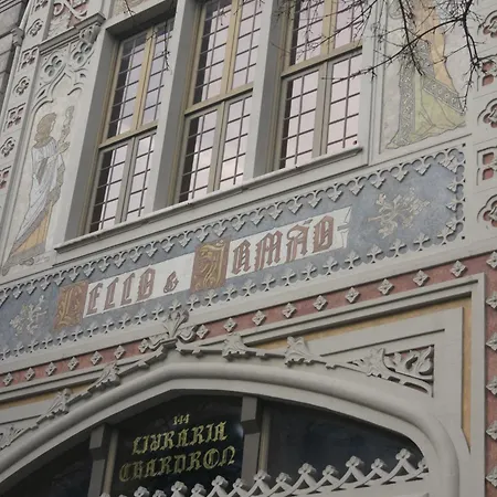 Hotel Chique Aliados 2*